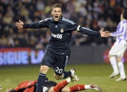 开云官方app入口-鹈鹕对决森林狼，小贾伦·杰克逊的压制级表演如何重塑比赛格局