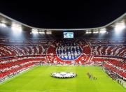 开云体育在线-赛道新王诞生，维斯塔潘点燃赛场，红牛车队横扫梅赛德斯