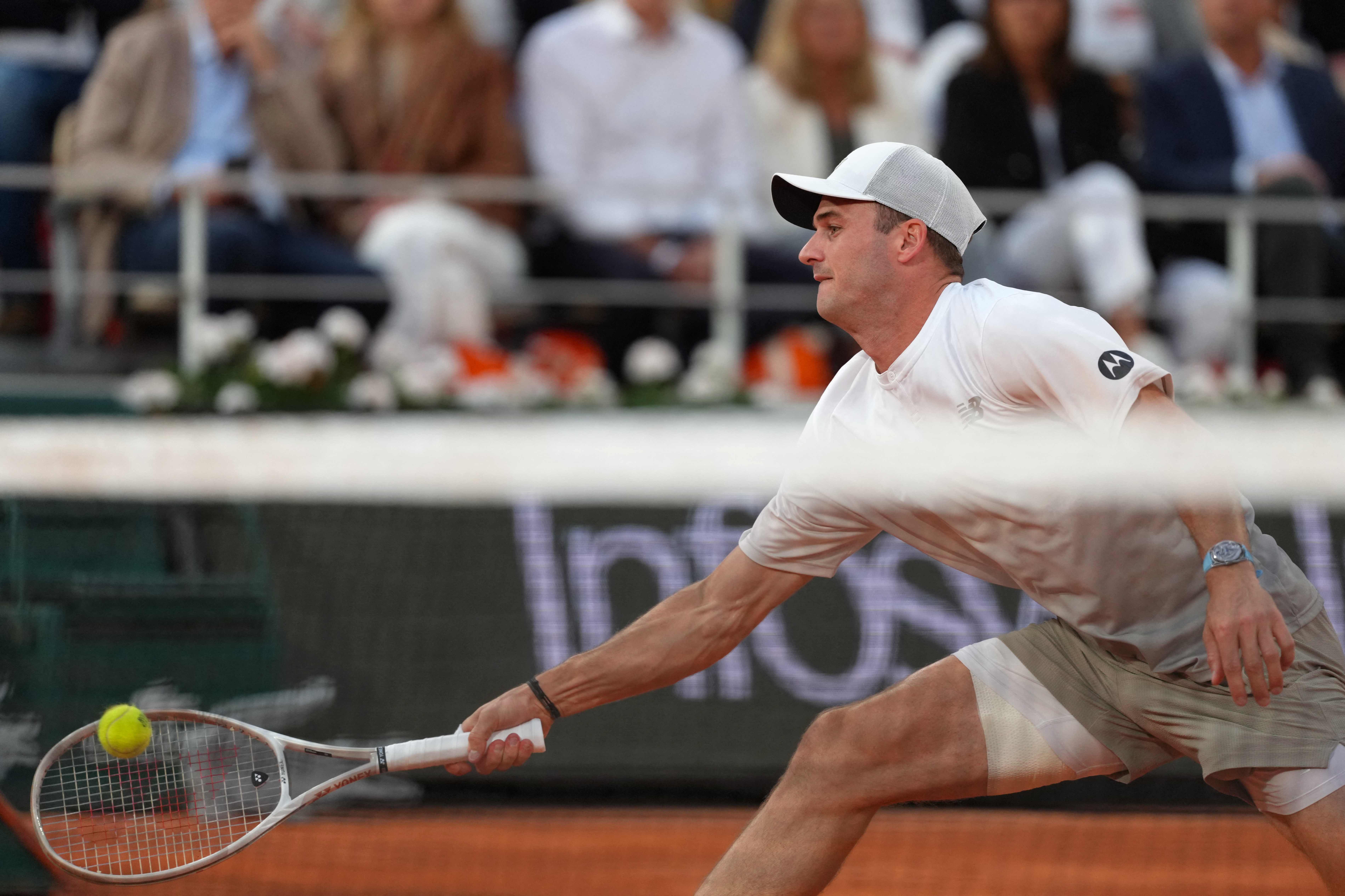 法国网球队横扫世界网球队，阿尔卡拉斯统治全场的简单介绍