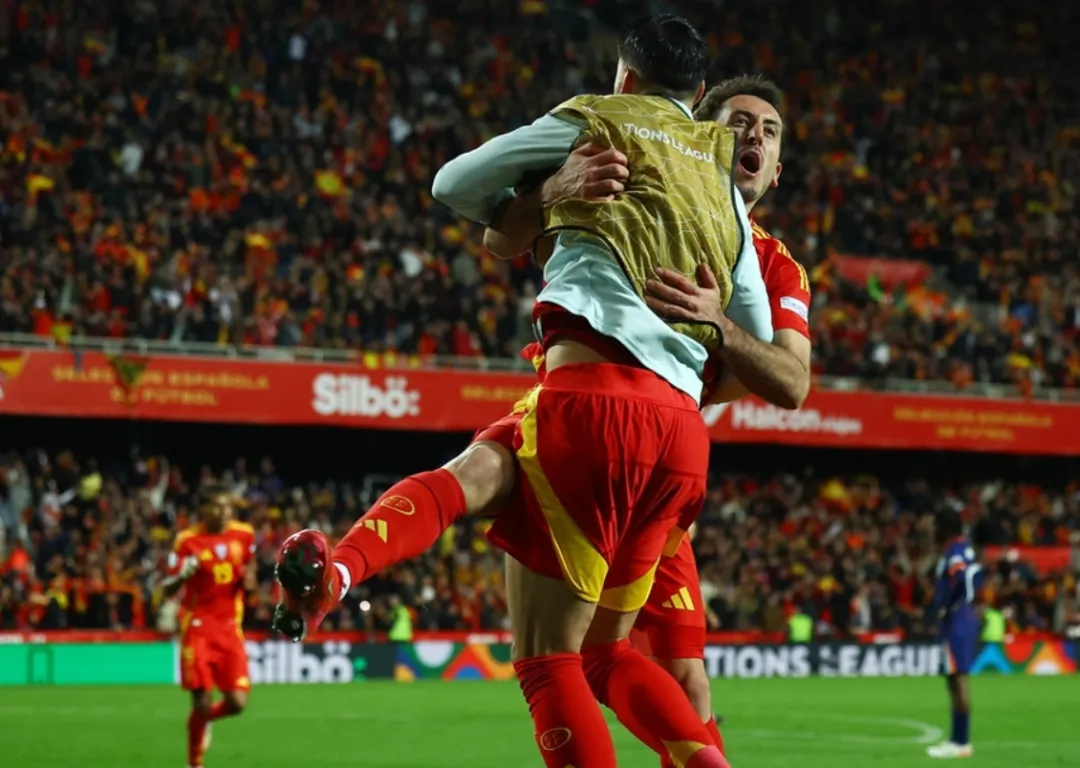 欧洲网球队力克西班牙网球队，克耶高斯三分雨点燃全场