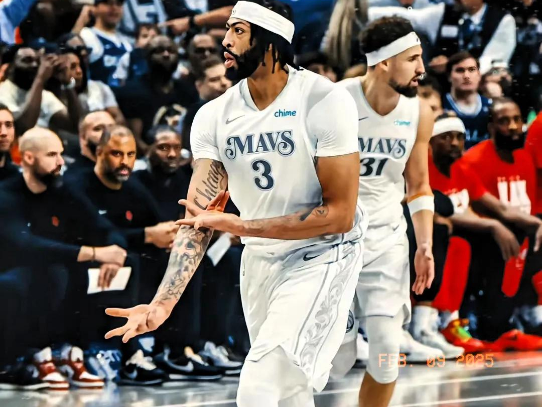 鹈鹕爆冷独行侠，特雷杨爆发神勇的简单介绍