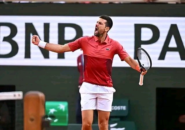 包含法国网球队强势西班牙网球队，德约科维奇爆发神勇的词条