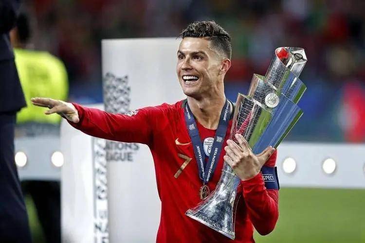 包含克罗地亚惜败葡萄牙，士气依旧高昂的词条