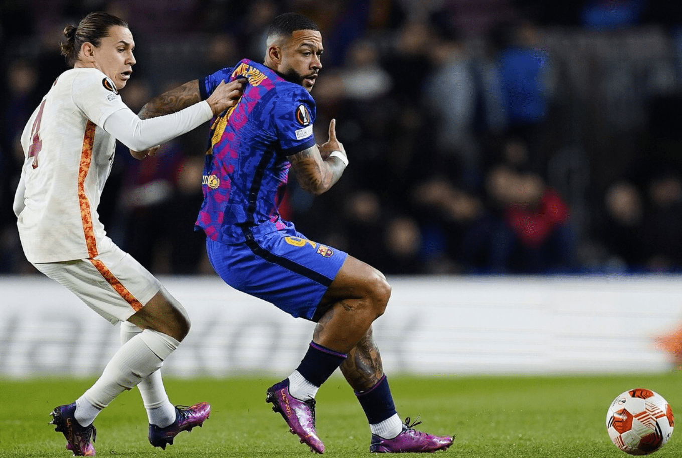 克罗托内主场被逼平，保级压力增大